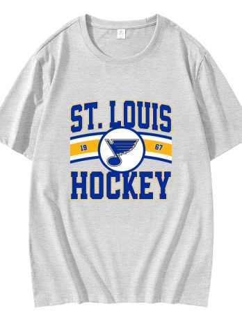 Vintage St Louis Blues Hockey Logo 1967 T-Shirt